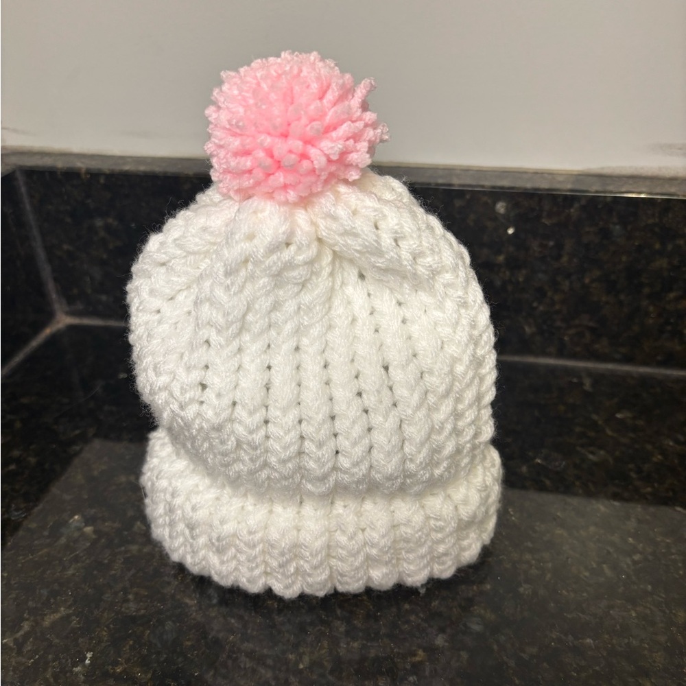 NWOT Newborn White Knit Beanie with Pink Pom Pom